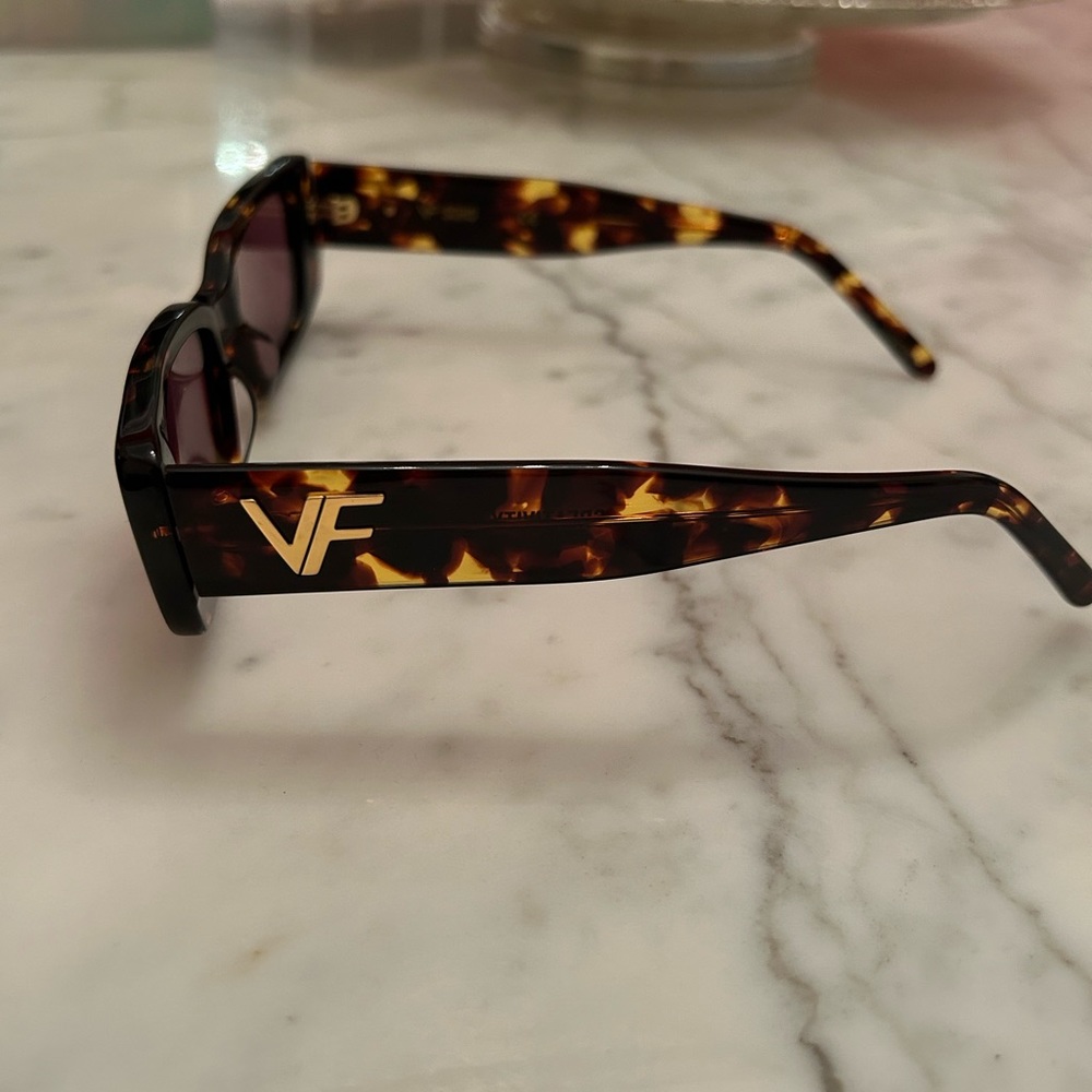 VINTAGE FRAMES sunglasses - Picture 9 of 13